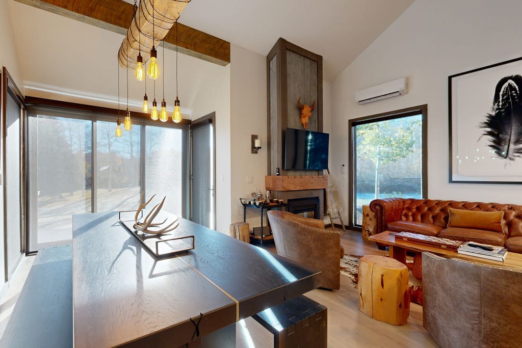 Lavish alpine escape with pool & hot tub - walk to lifts, dining & shops