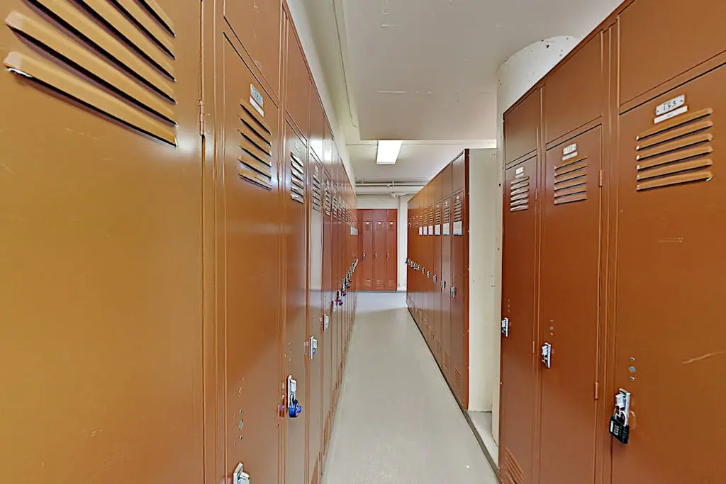 SKI-IN/SKI-OUT Mountain Village Lodge 167