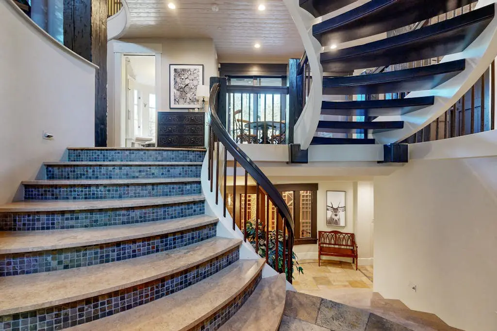 The Full Circle Estate