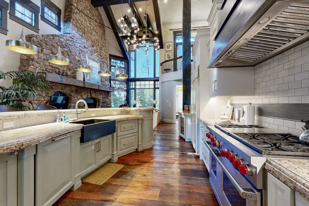 The Full Circle Estate