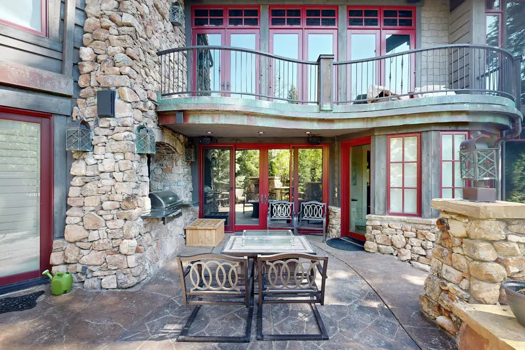 The Full Circle Estate