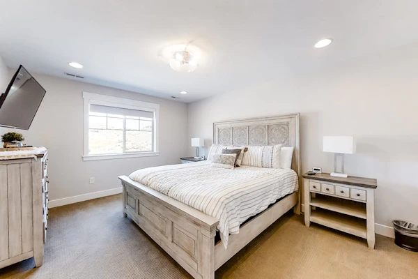 New-build at Wasatch Springs with private hot tub - near Park City