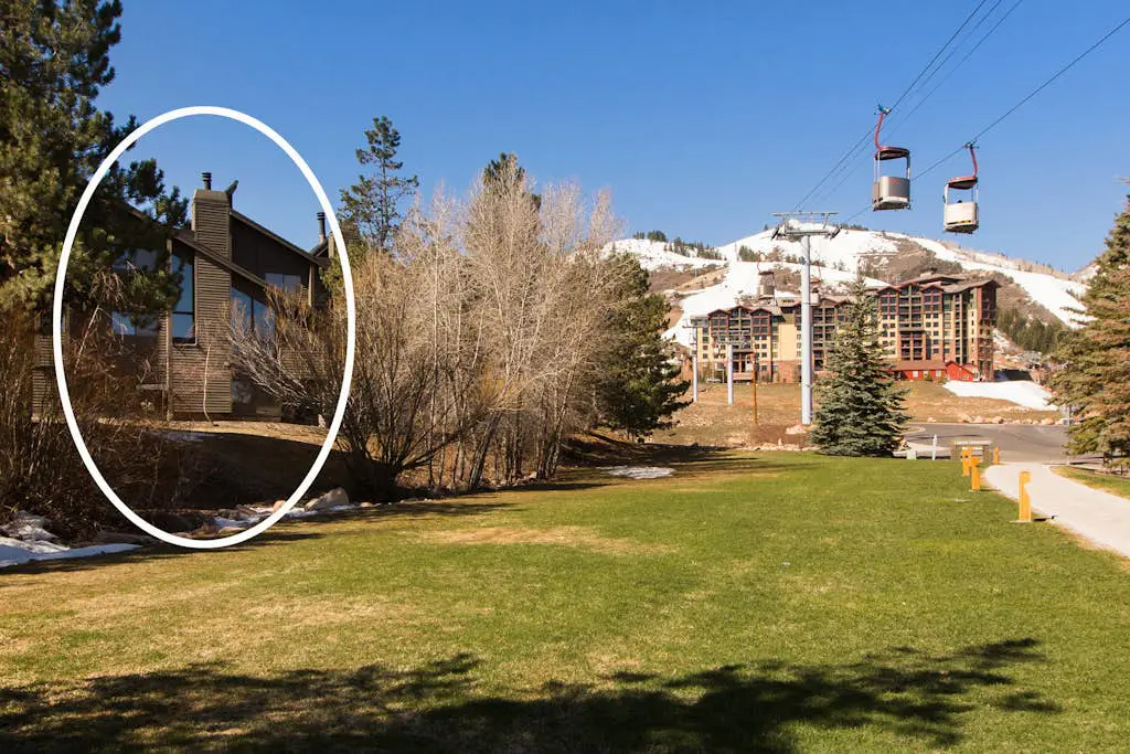 Red Pine Condo T-19