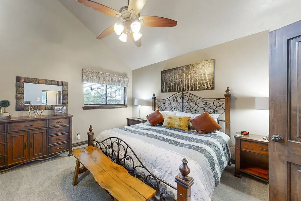 Red Pine Condo T-19