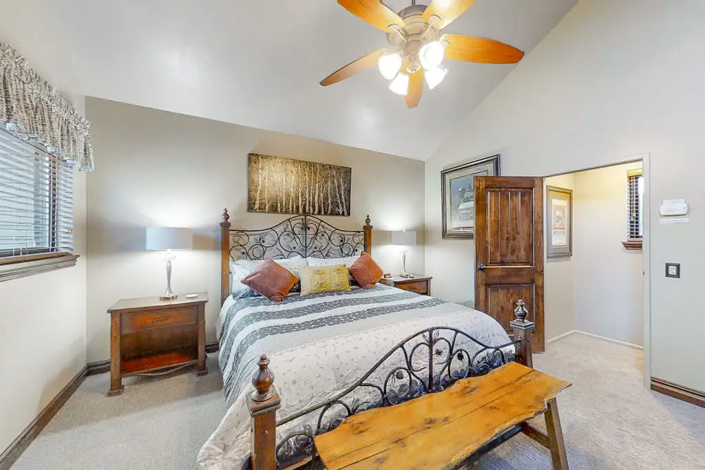 Red Pine Condo T-19
