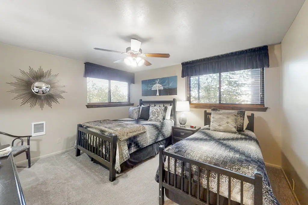 Red Pine Condo T-19