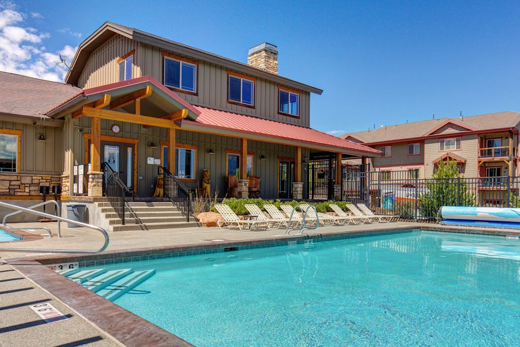 Bear Hollow Village Vacation Getaway