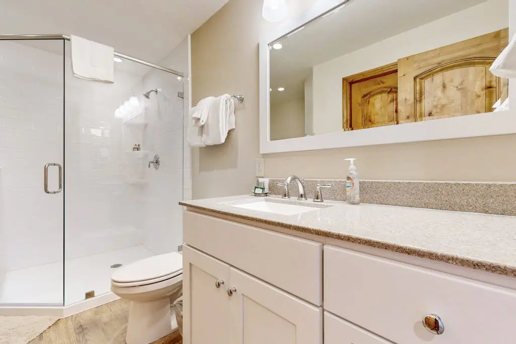 Park Avenue Condominums 238