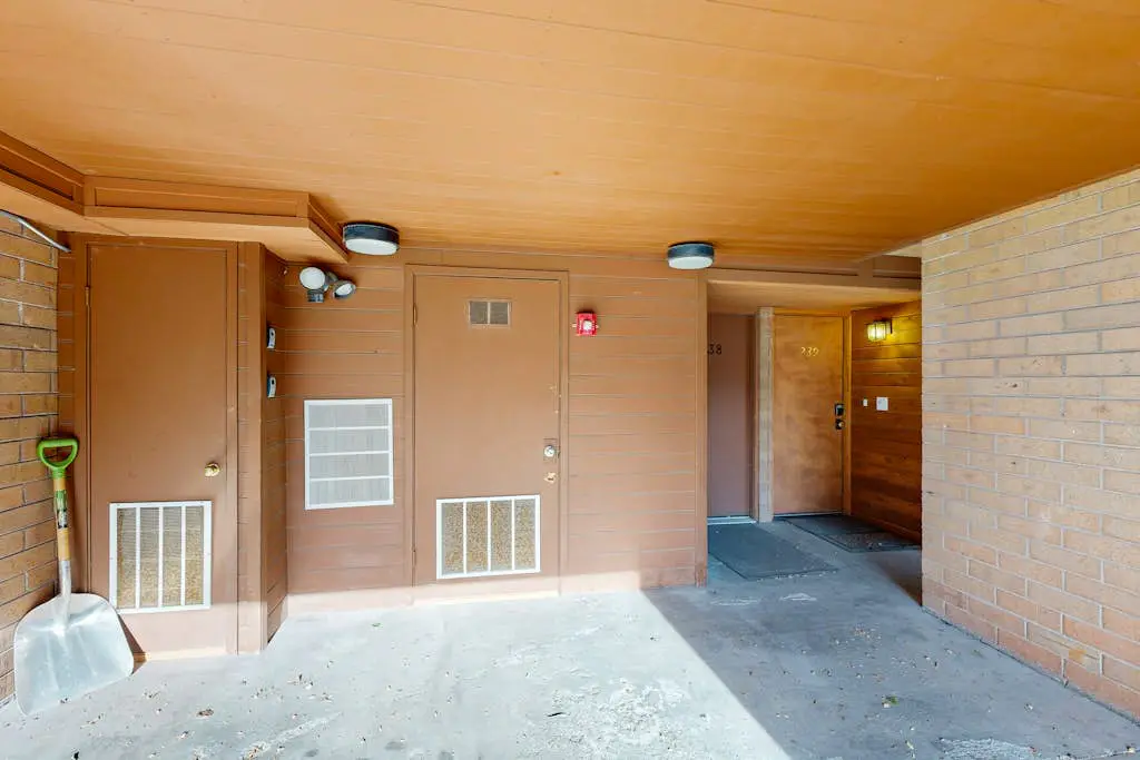Park Avenue Condominums 238