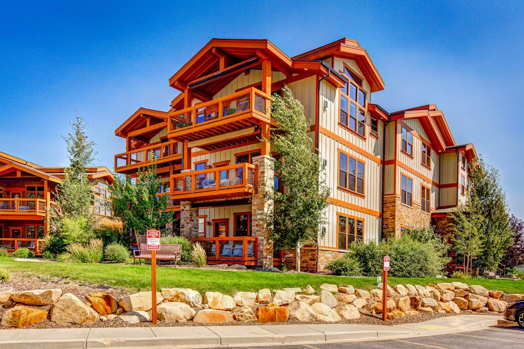 Vista View Gallery Surprise