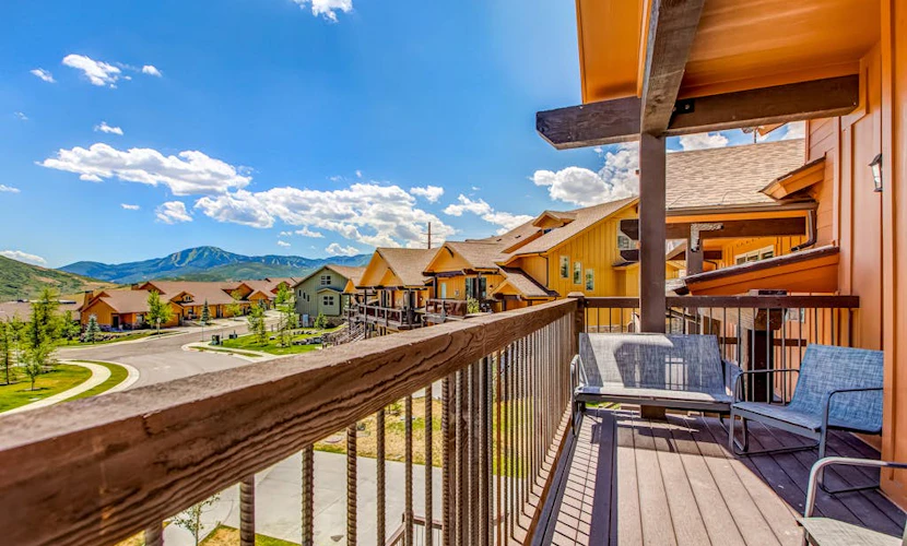 Stunning dog-friendly mountain condo with hot tub, gas grill, & AC