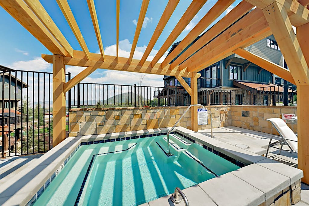 Stylish New-Build Condo | 2 Suites, Pool & Hot Tub | Walk to Cabriolet Lift