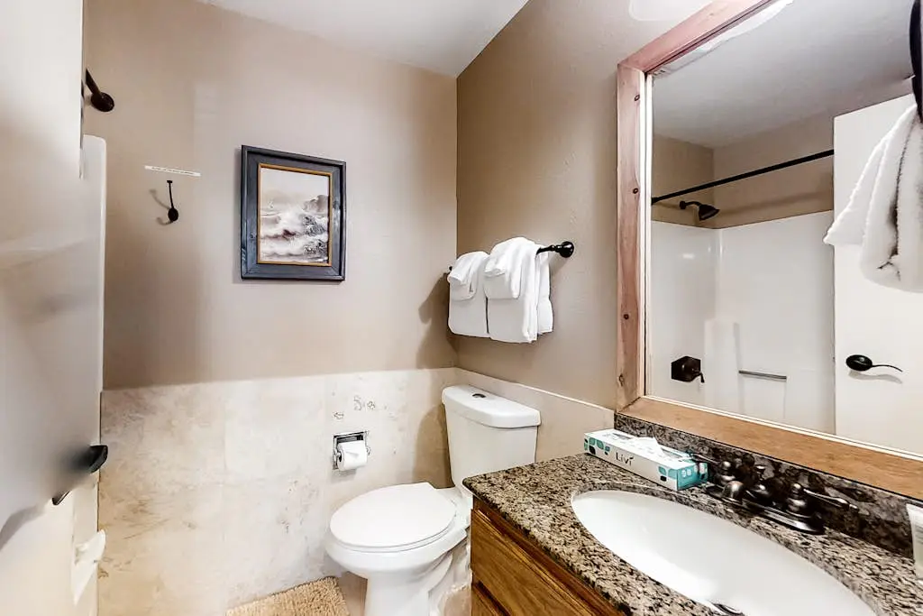 Red Pine Condominiums 69