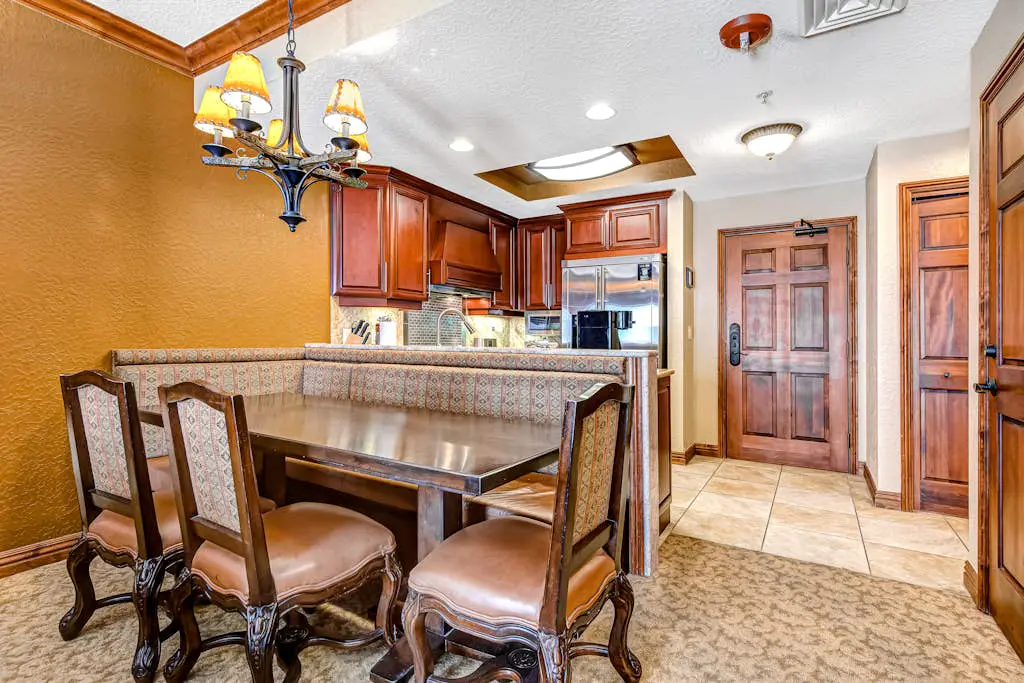 Westgate Luxury Condo 4814, A Side