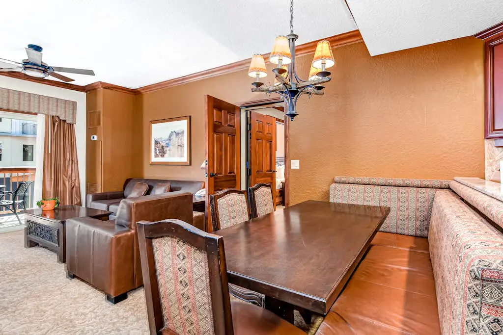 Westgate Luxury Condo 4814, A Side