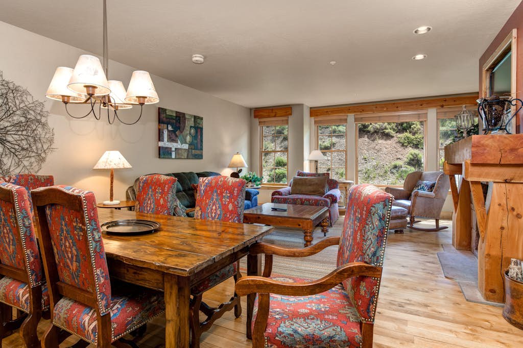 Luxurious, peaceful, Deer Valley Condominium - great location