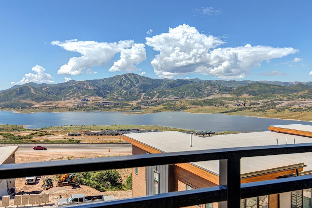 On Top of the Mountains - Unit A | Townhouse in Hideout with foosball table