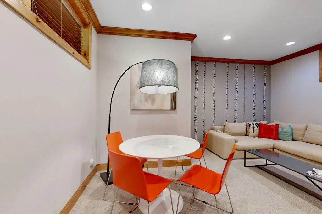 1226 Lowell