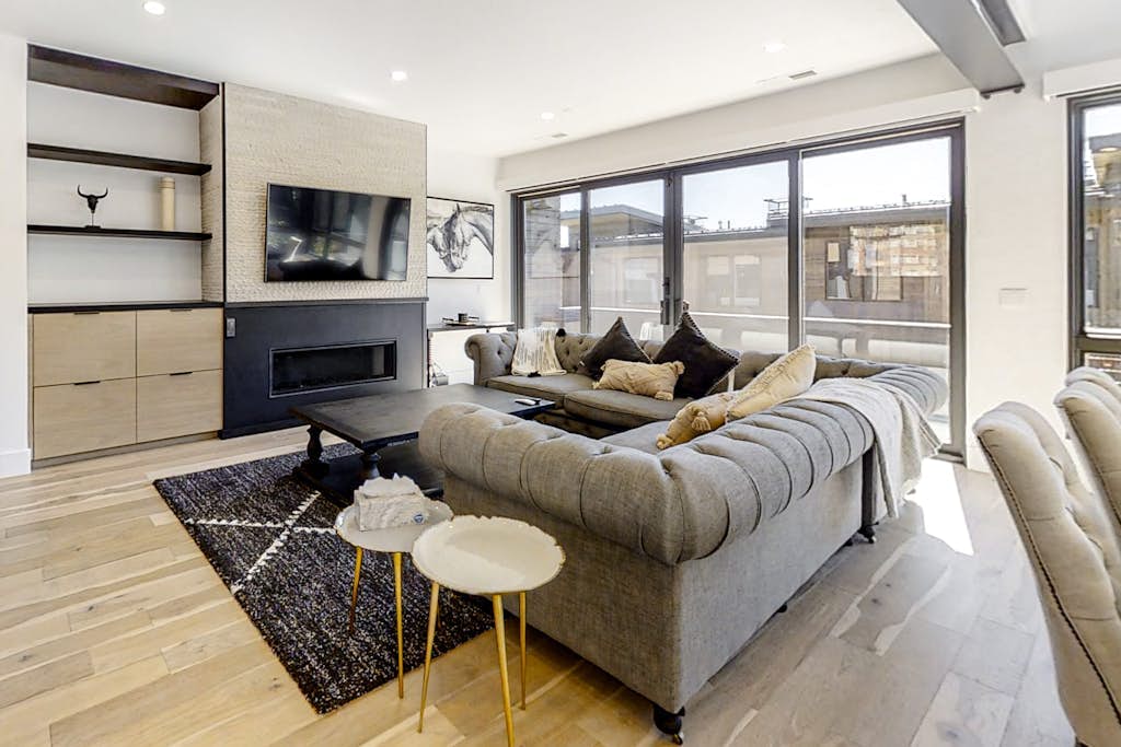 Ridgeline Oasis