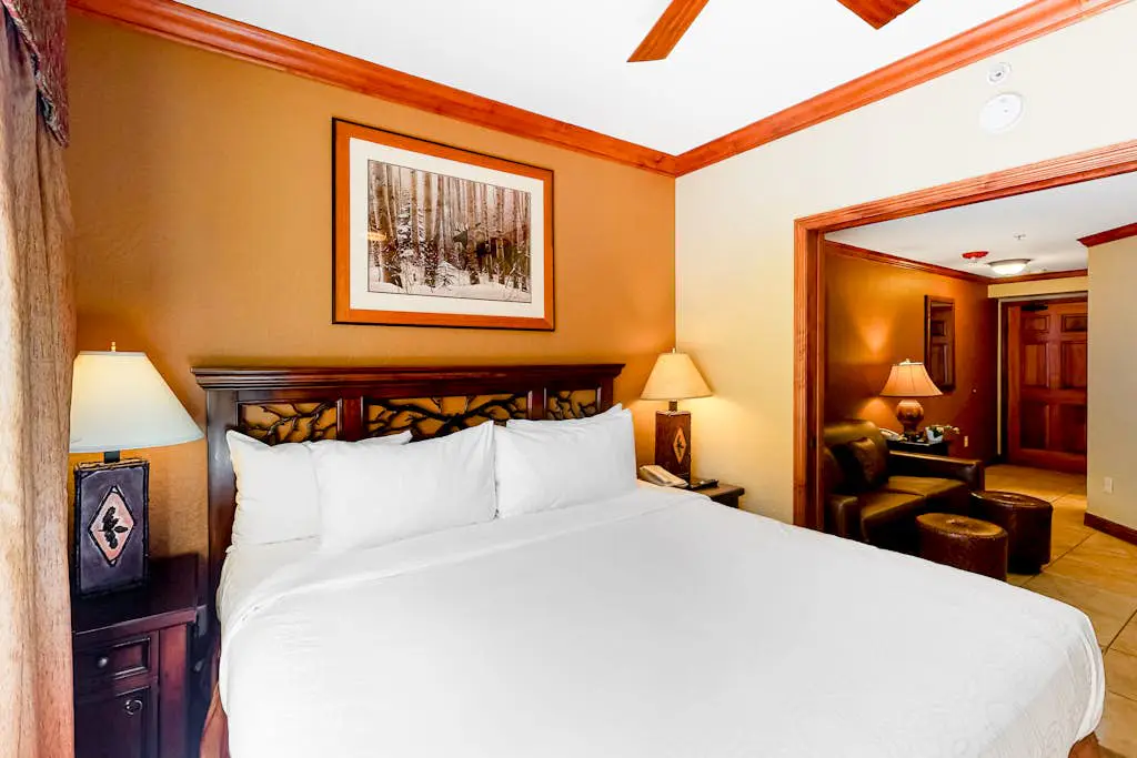 ski-in - ski-out Condo with Shared Hot Tubs & Pool, High-Speed WiFi, & Central AC