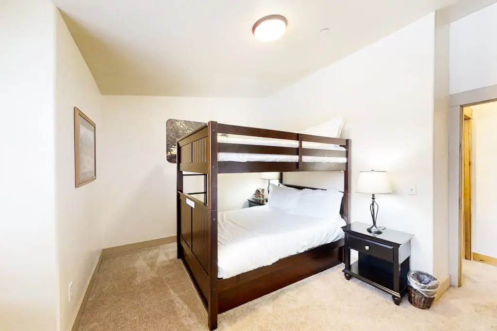 Oslo Lane Ski Townhouse