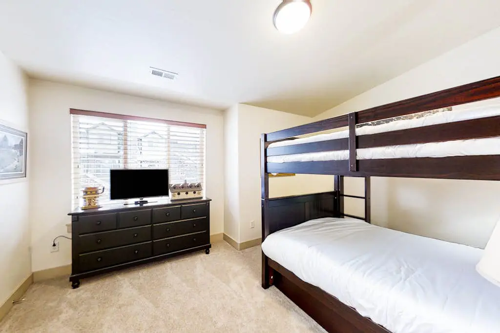 Oslo Lane Ski Townhouse