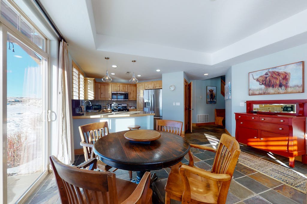 Two-Story Condo Near Skiing with Fast WiFi, Central AC, Fireplace, & Grill