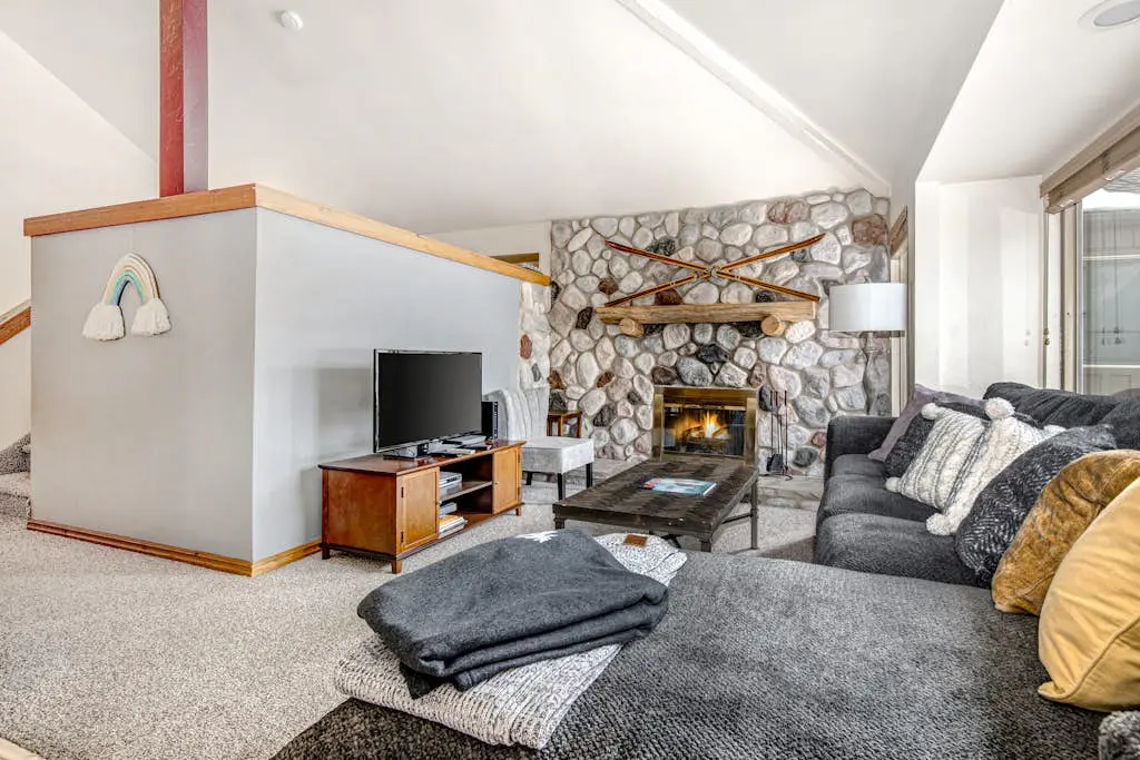 Hidden Creek Gem 22A