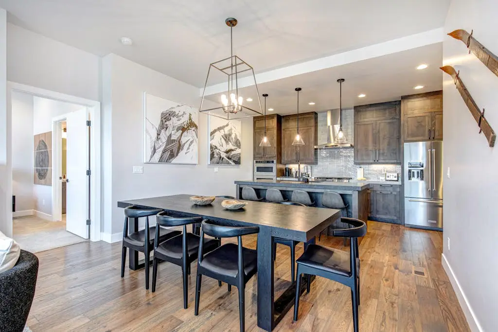 On Top of the Mountains - Full Townhome
