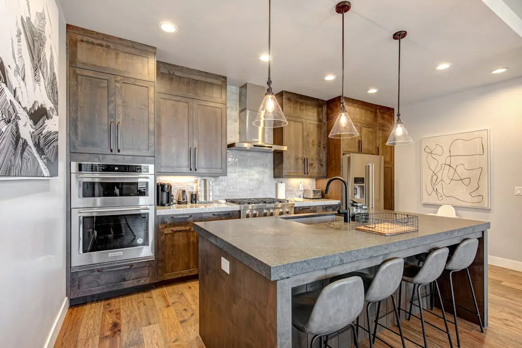 On Top of the Mountains - Full Townhome