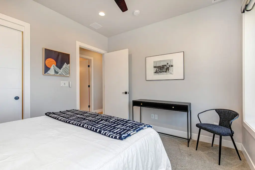 On Top of the Mountains - Full Townhome