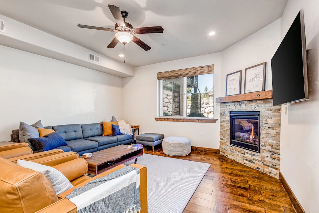 Blackrock Ridge Beauty #E