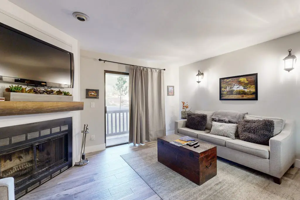 Powder Point Hideaway - Cozy Condo