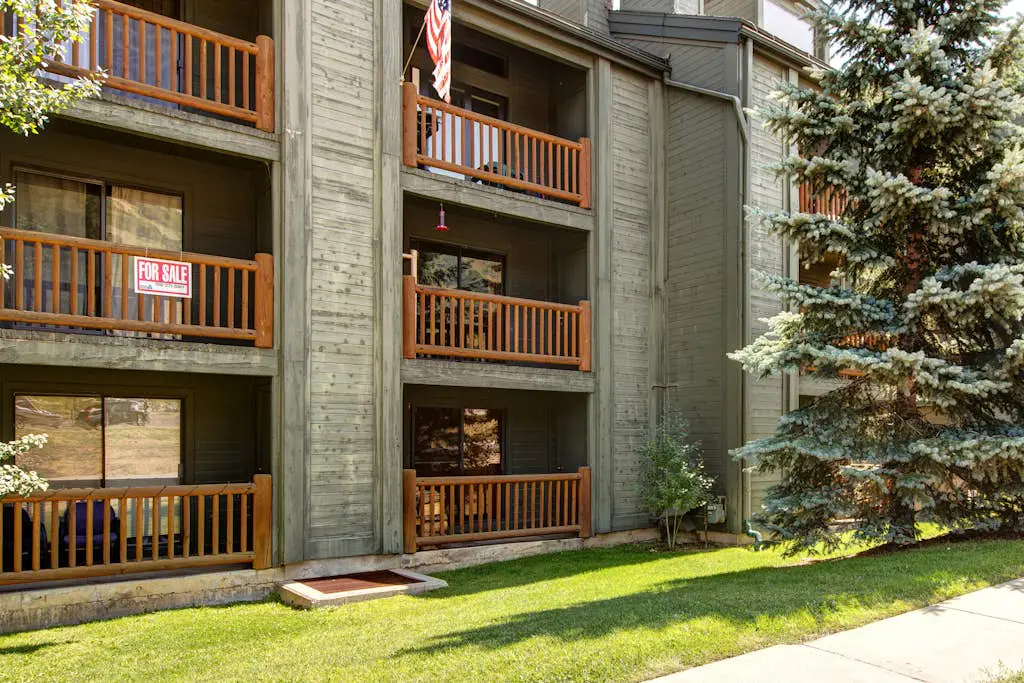 Powder Point Hideaway - Cozy Condo