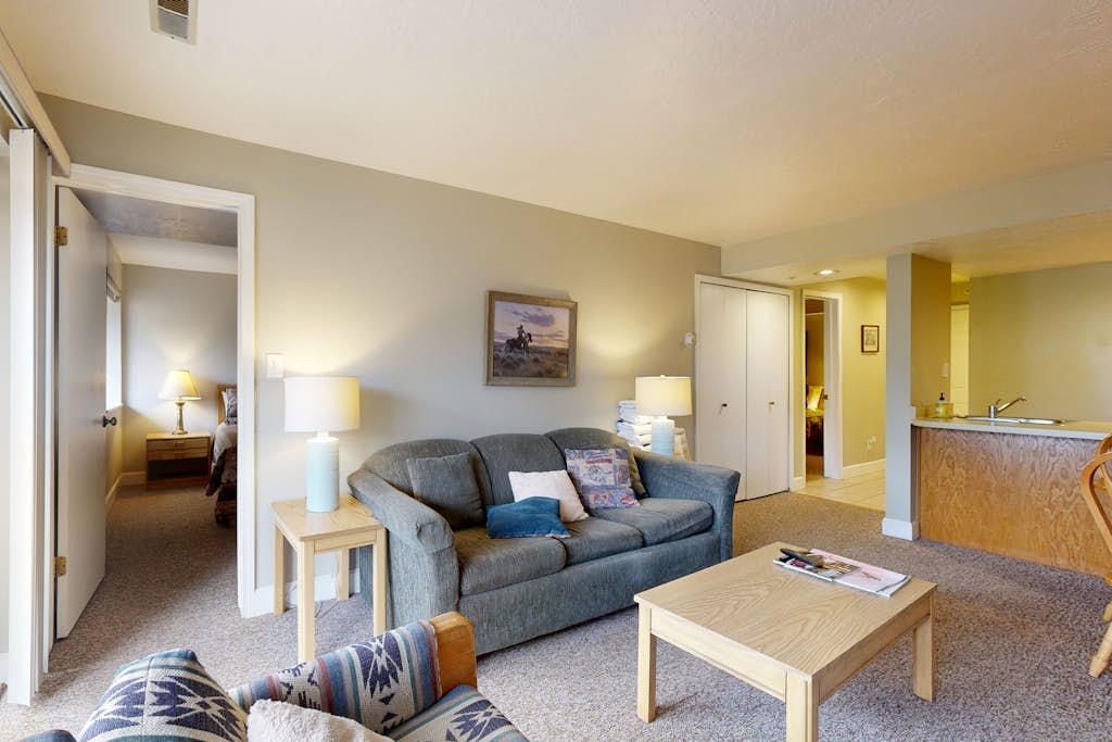 New Claim Condominiums 405