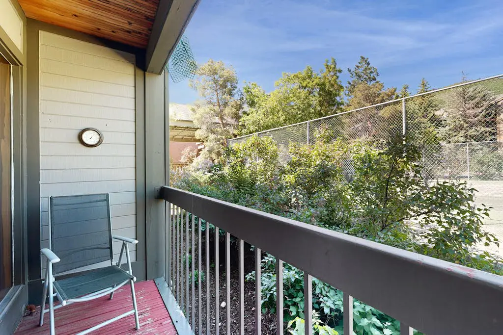 Dog-friendly Old Town Empire Condo near resort with  ski storage