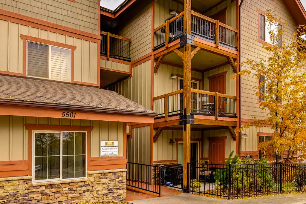 Class & Comfort in Bear Hollow