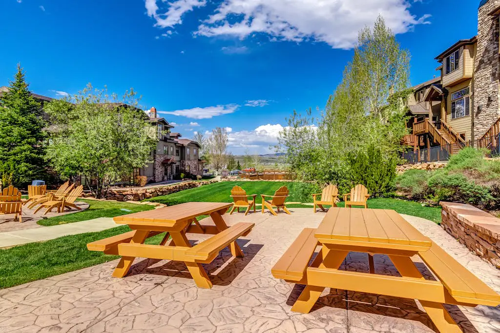 Class & Comfort in Bear Hollow