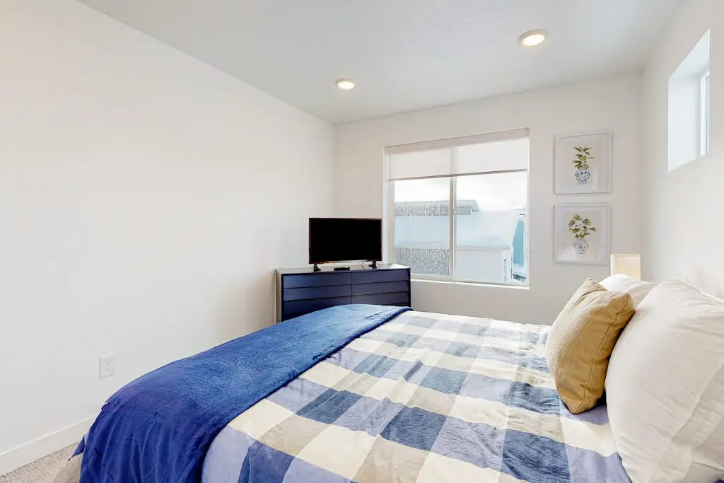 Brand-new townhome near slopes & town with fireplace, home gym, & W&D - dogs OK
