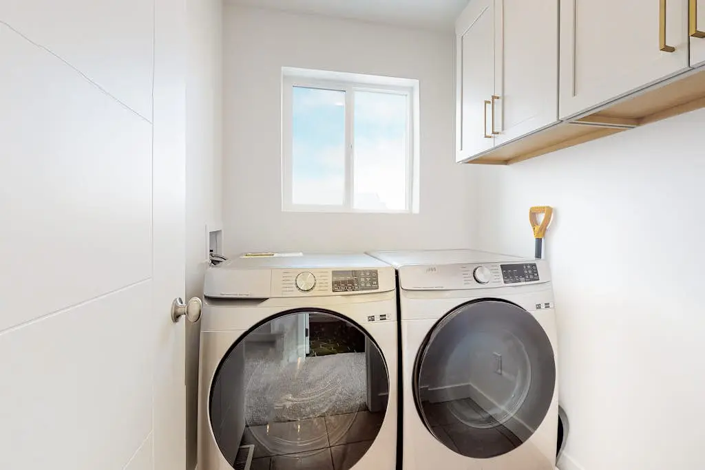 Brand-new townhome near slopes & town with fireplace, home gym, & W&D - dogs OK