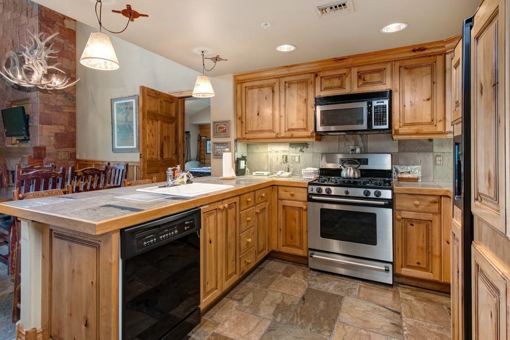 The Lodges at Deer Valley AC 5323 and 5423
