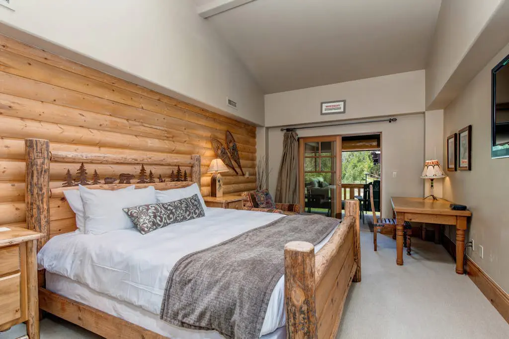 The Lodges at Deer Valley AC 5323 and 5423