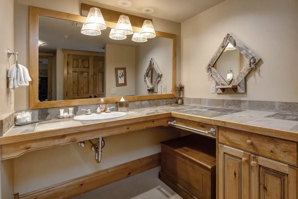The Lodges at Deer Valley AC 5323 and 5423