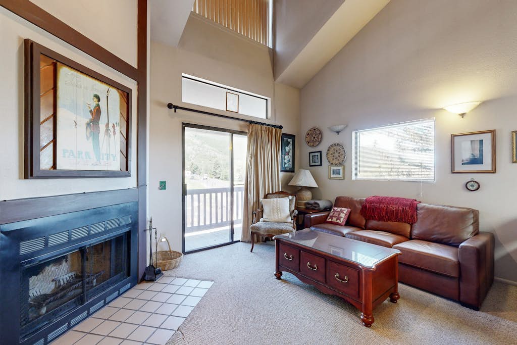Woodside Dream 303A