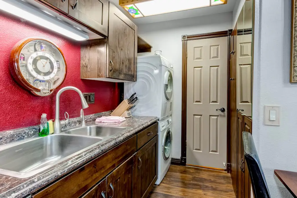 Red Pine Lofts Q8