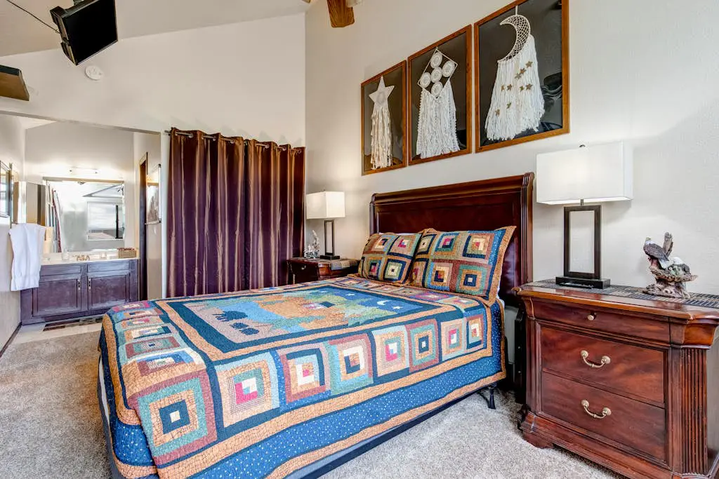 Red Pine Lofts Q8