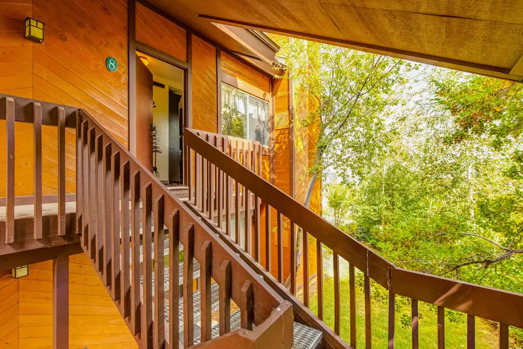 Red Pine Lofts Q8