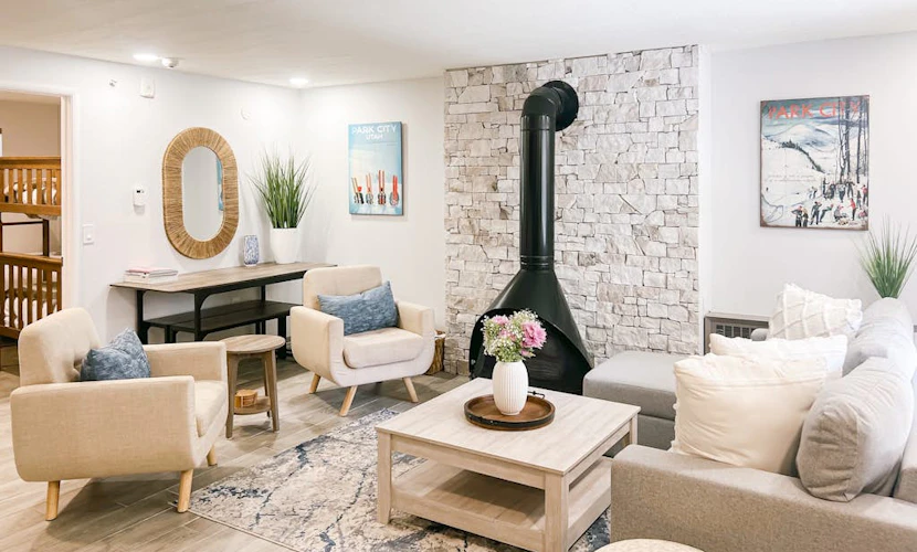 Modern condo just minutes from Park City Mtn Resort & Main Street