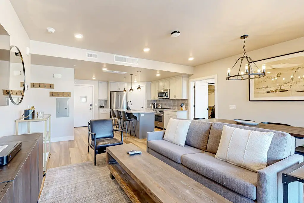 512 - Black Rock Mountain Resort