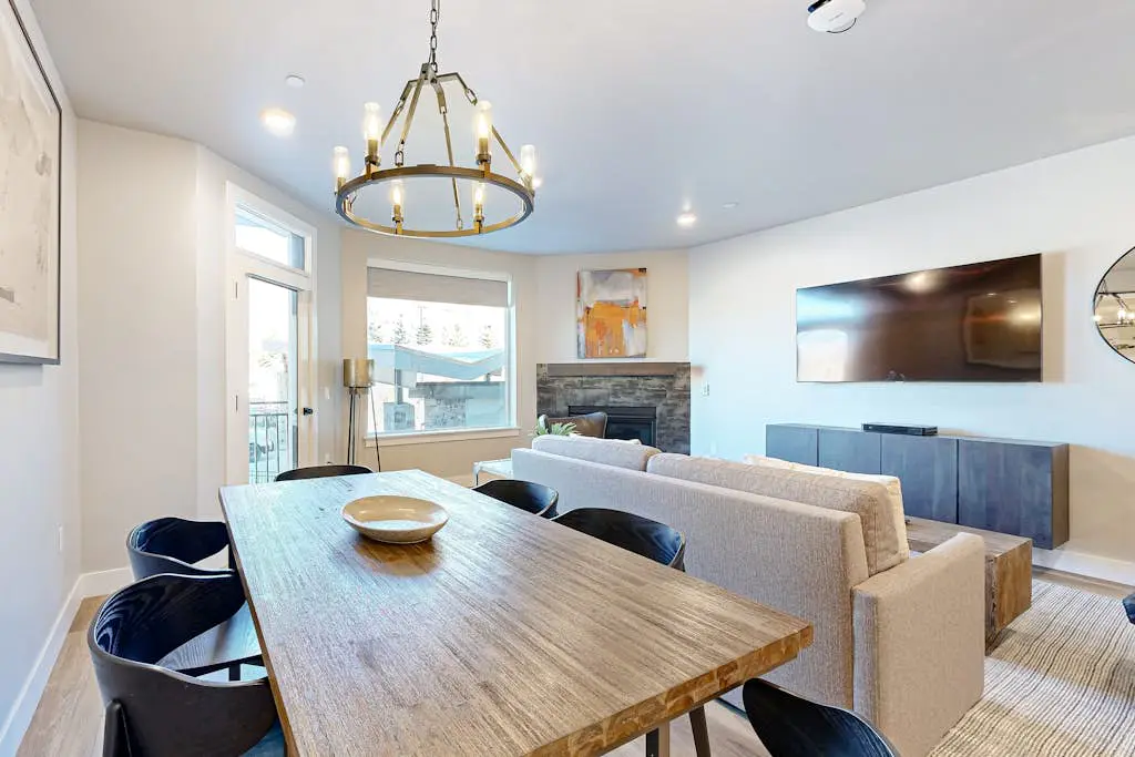 512 - Black Rock Mountain Resort